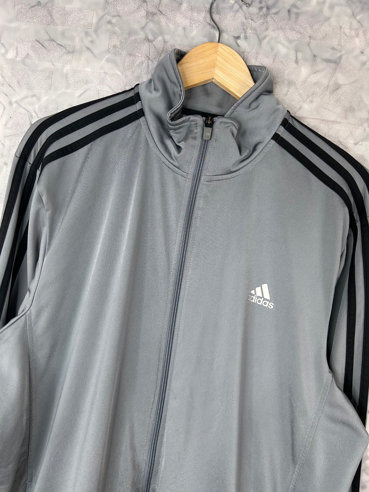 CHAQUETA DEPORTIVA ADIDAS (XL)