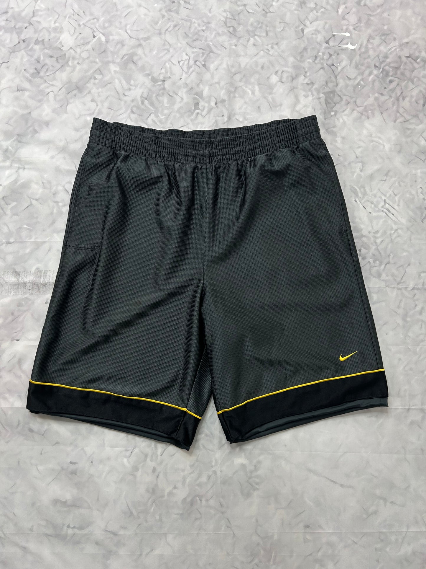 Pantalon corto Nike ( L )