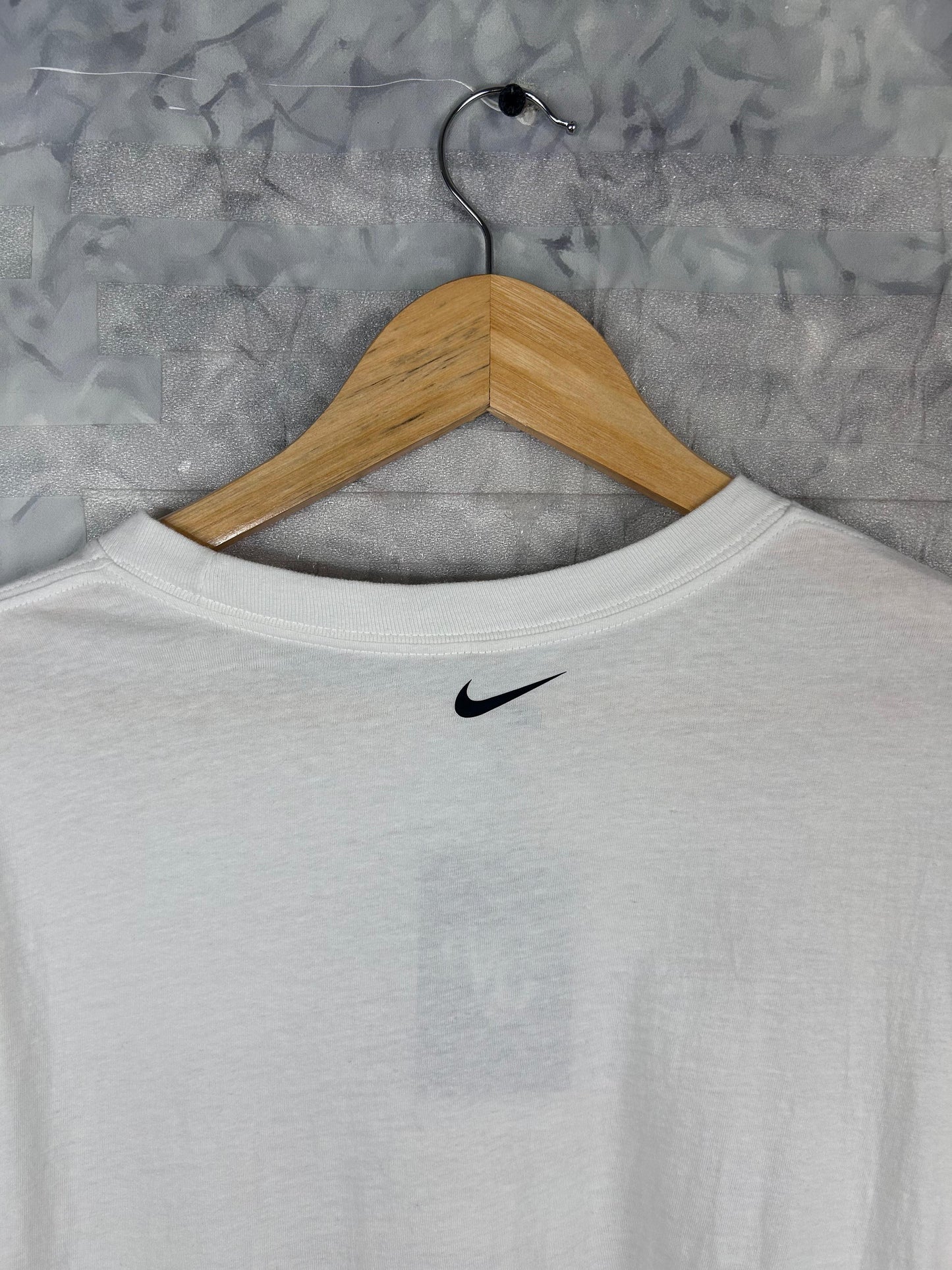 CAMISETA RETRO VINTAGE NIKE (M)