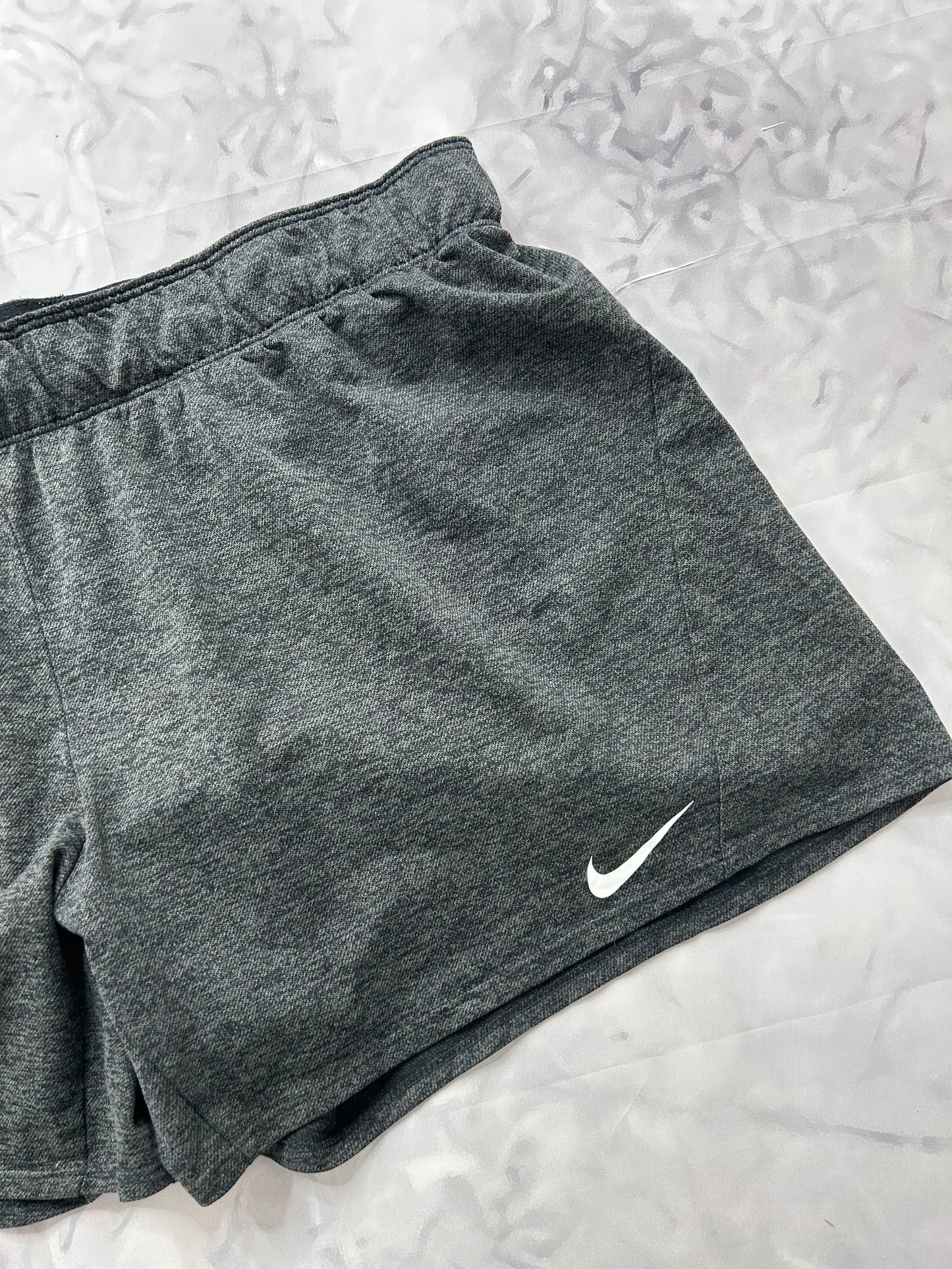 Pantalon corto Nike ( L )