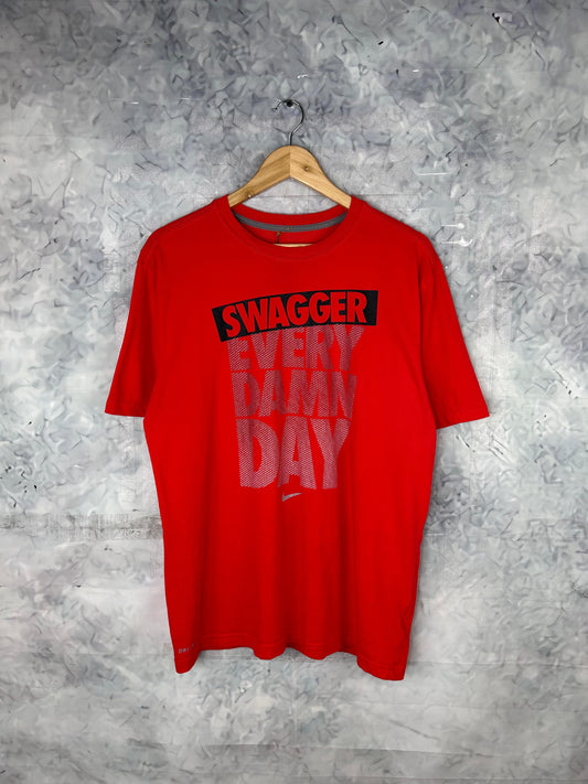 CAMISETA RETRO VINTAGE NIKE (L)