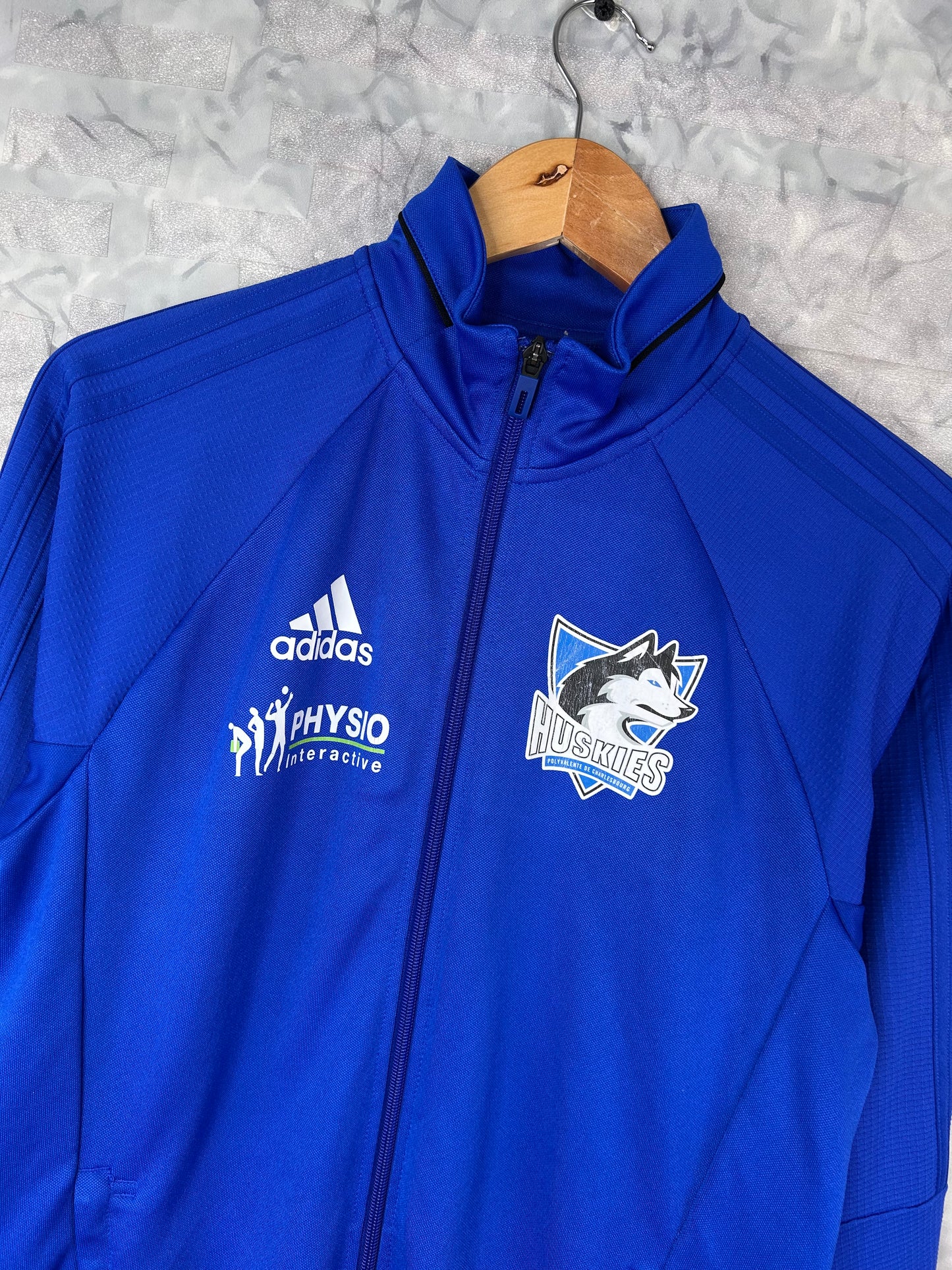 CHAQUETA DEPORTIVA ADIDAS (S)