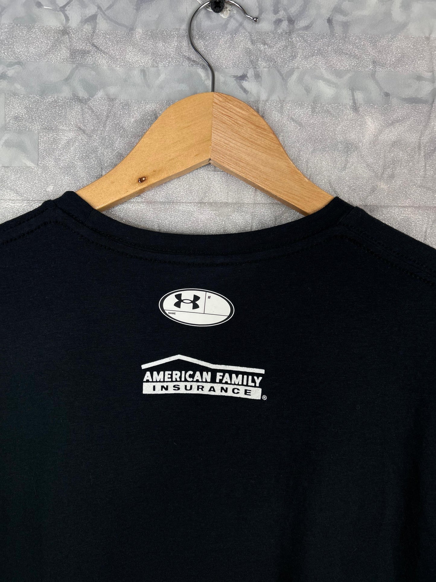 CAMISETA RETRO VINTAGE UNDER ARMOUR (M)