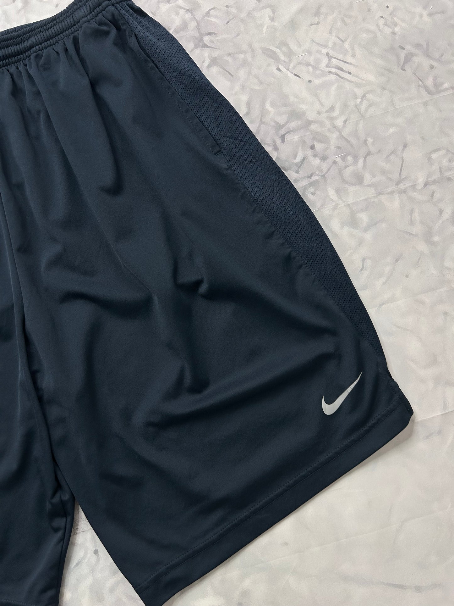 Pantalon corto Nike ( L )
