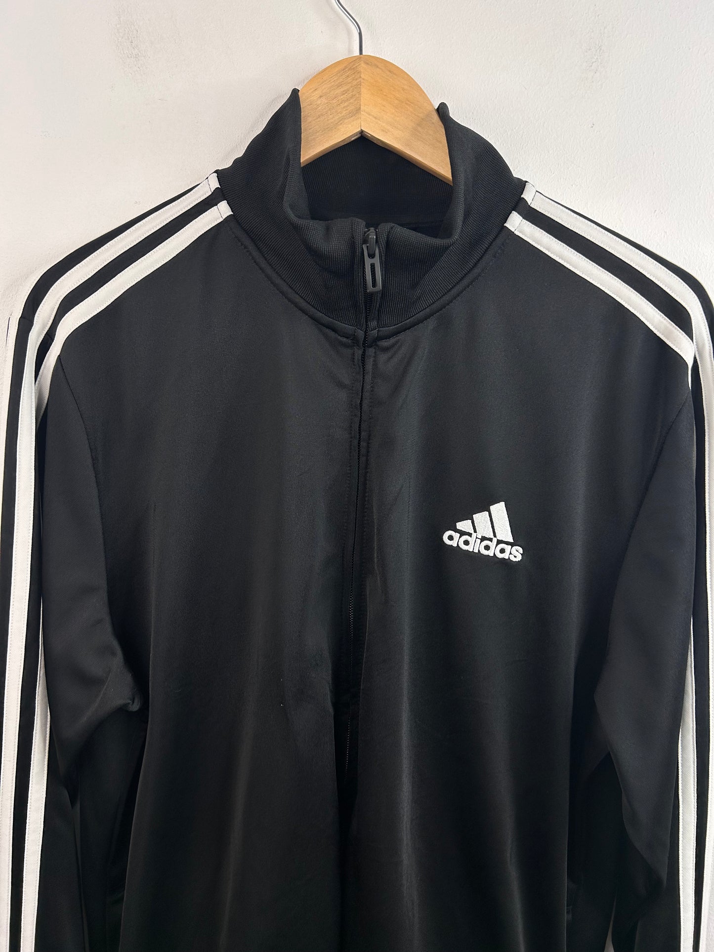 CHAQUETA DEPORTIVA ADIDAS (L)