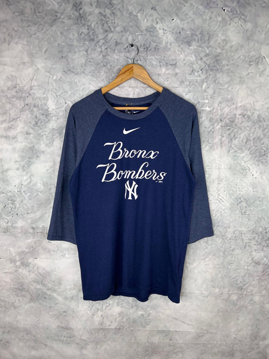 CAMISETA RETRO VINTAGE NIKE (M)